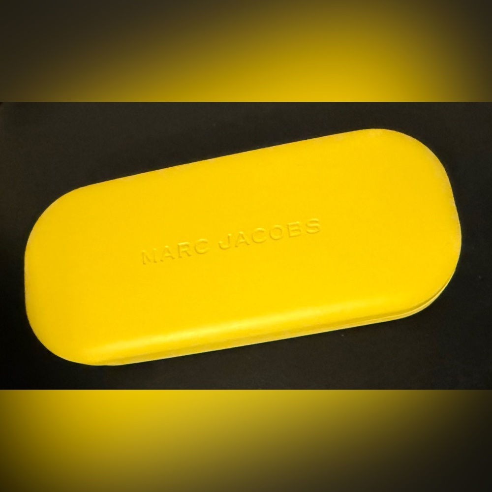 Marc Jacobs Bright Yellow Case